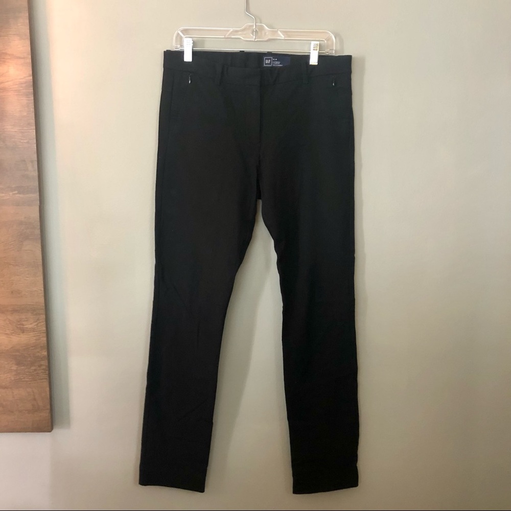 Black GAP Stovepipe Pants